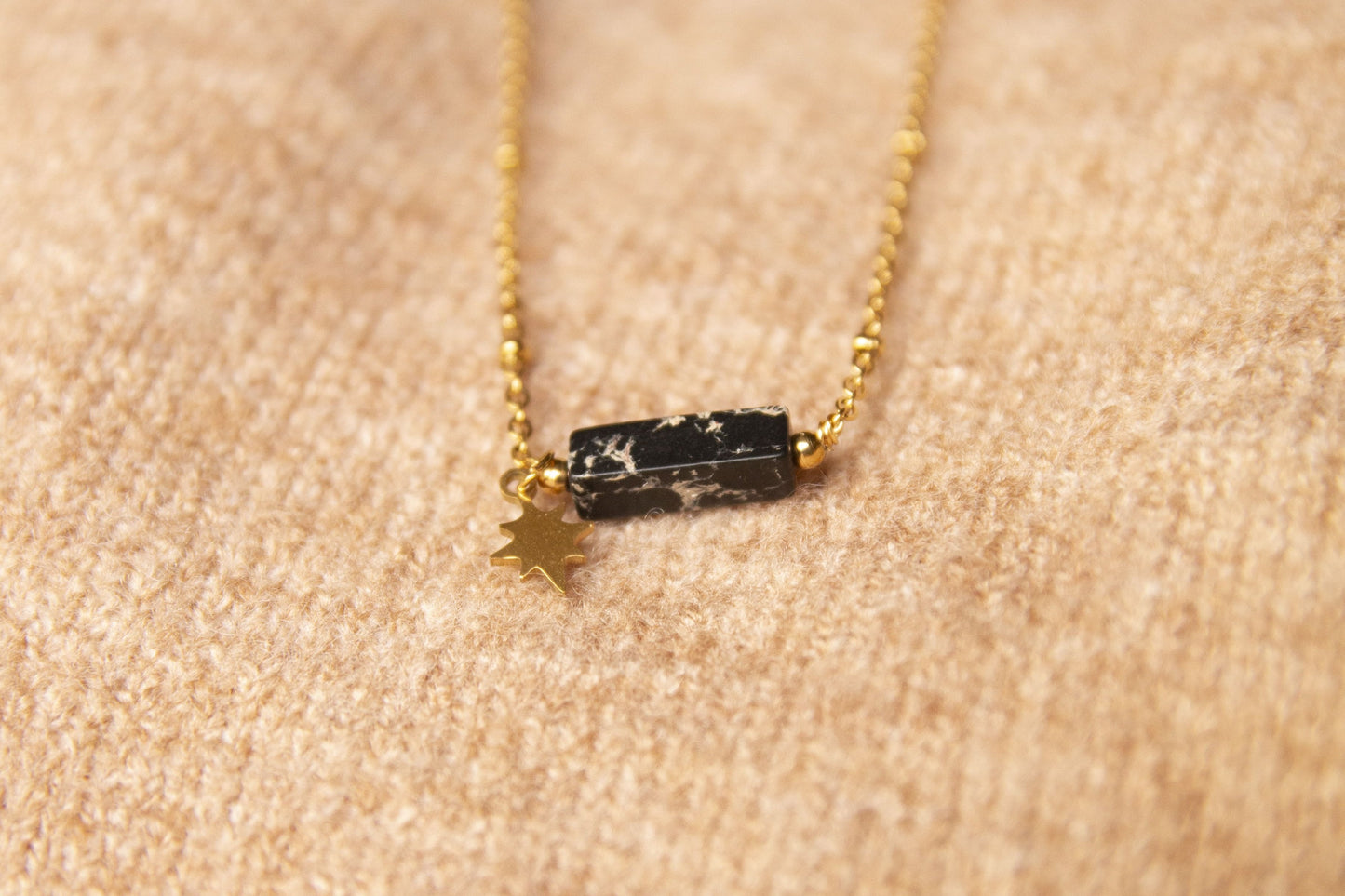 Numéro 237 - Bijoux en acier Inoxydable - Collier Etoile